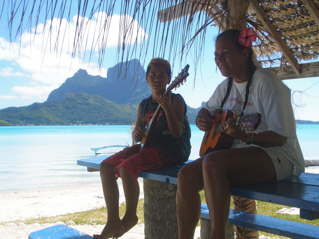 BORA BORA