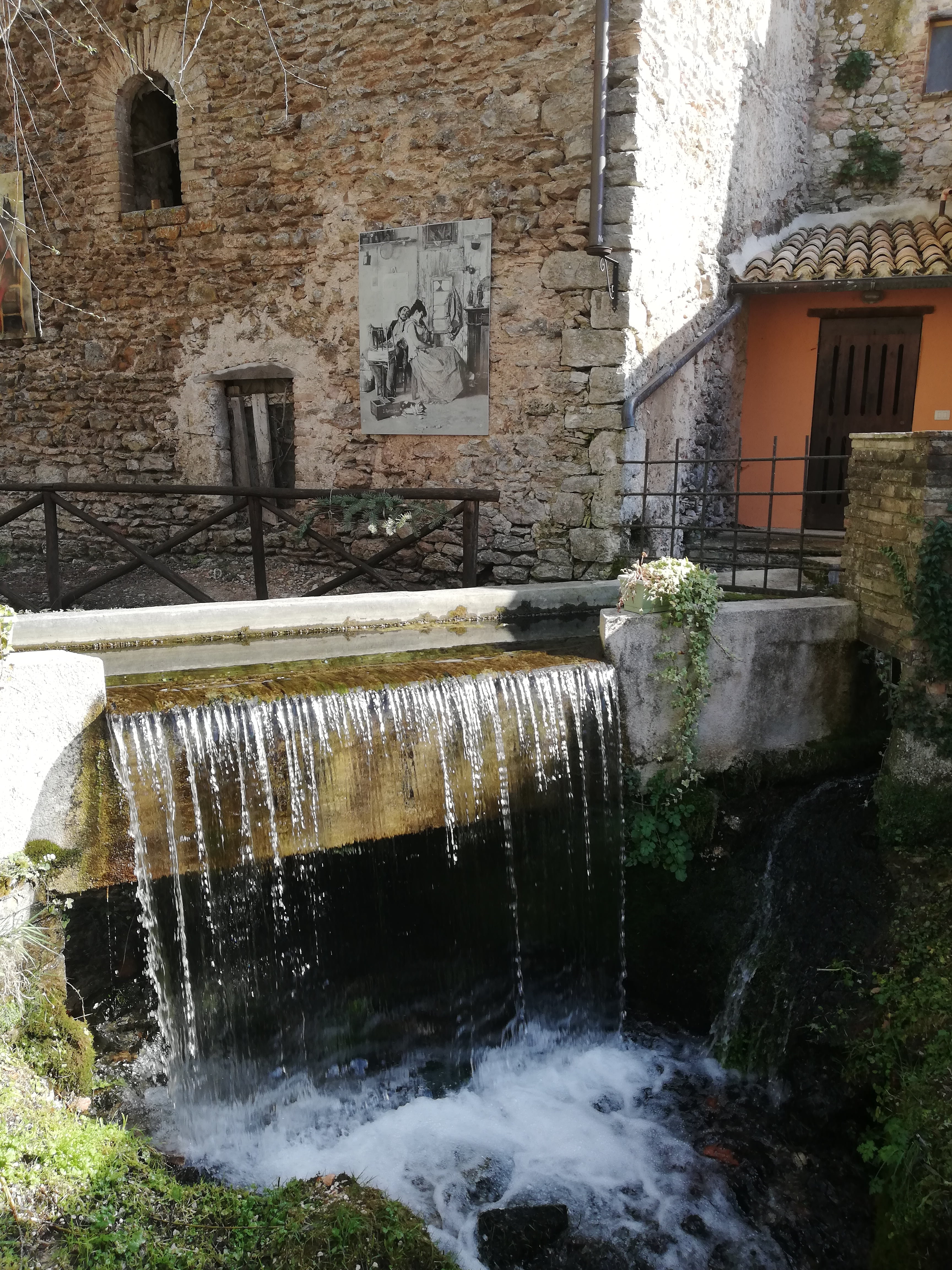 CASCATA A RASIGLIA, CASCATE